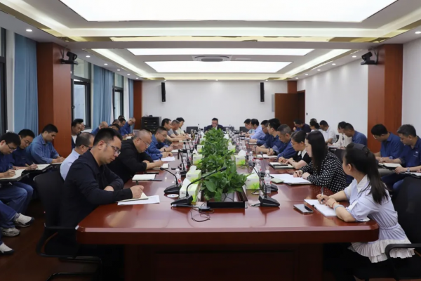 拼經(jīng)濟(jì)·搞建設(shè) ▏集團(tuán)召開“雙過半”經(jīng)濟(jì)運(yùn)行專題會